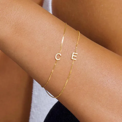 Vista 3 de Turandoss - Pulseras de oro con iniciales para mujeres y niñas - Joyería ideal para regalo - Pulsera chapada en plata u oro de 18 k con letras