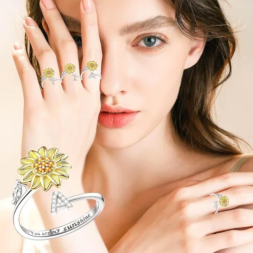 Vista 3 de Kucheed Anillos giratorios para mujeres, anillo giratorio de tamaño ajustable con diseño de girasol, anillo circular de dedo plateado apilable