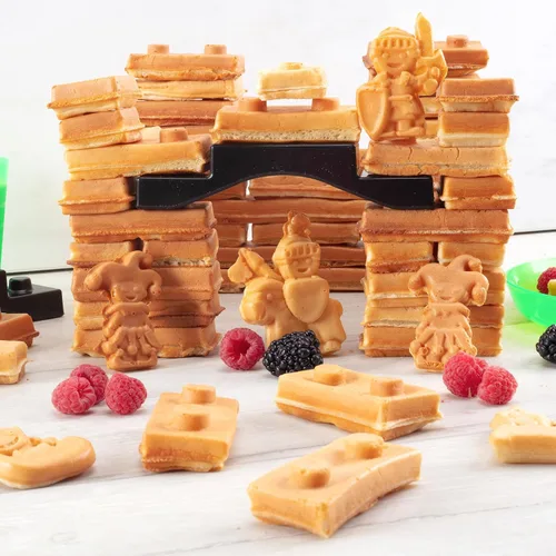 Vista 6 de Fantasy Castle Waffle Maker- Hornear y construir castillo de gofres o panqueques Shaped Like Bricks Knights Princesses Dragons & More- Electric