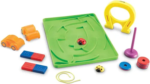 Vista 6 de Learning Resources Paquete STEM para aula, 4 juegos de actividades únicos, a partir de 5 años