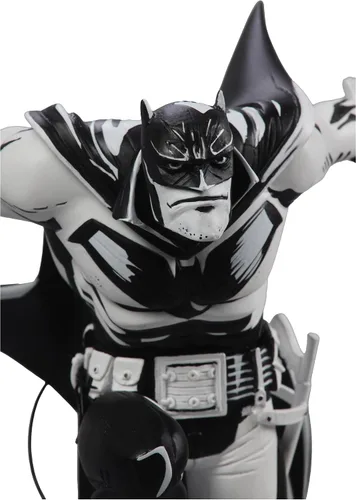 Vista 2 de McFarlane Toys - DC Direct Batman White Knight por Sean Murphy (Batman Black & White) Sketch Edition Variant Resin Statue