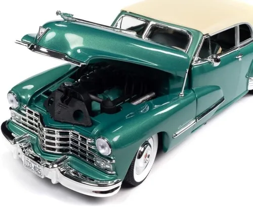 Vista 2 de 1947 Cadillac Series 62 Soft Top, Verde - AW315-1/18 Escala Diecast Car
