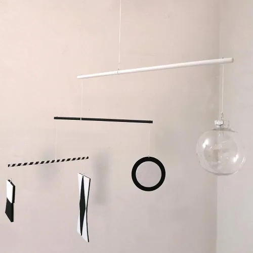 Vista 4 de LERYDESI Munari Baby Mobile Toy Montessori Mobile Mobile White Black Baby Mobile Thick Felt Hecho a mano. Juguetes de reconocimiento