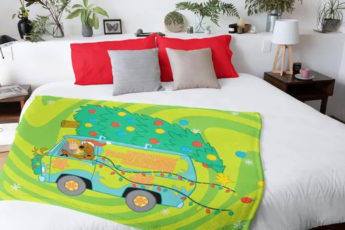 Vista 2 de INTIMO Scooby Doo The Mystery Machine Haulin' A Christmas Tree - Manta táctil de seda