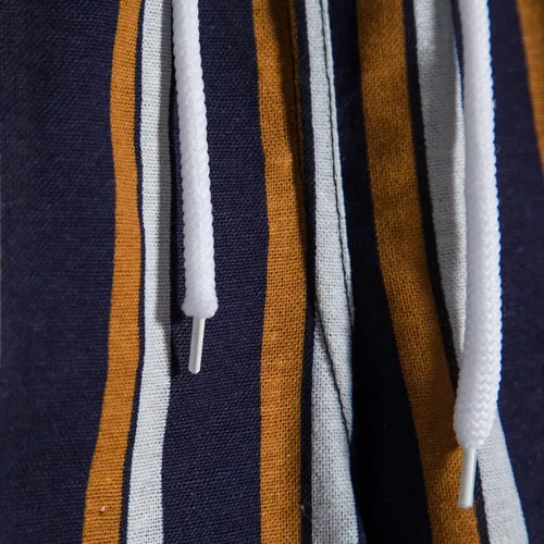 Vista 7 de Pantalones cortos para hombre, cintura con cordón, pantalones cortos activos con estampado de rayas, pantalones cortos holgados para yoga