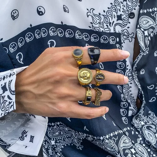 Vista 2 de Anillos punk vintage de oro y plata para hombres, mujeres y niñas, juego de anillos góticos geniales, anillos gruesos apilables para nudillos