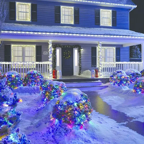 Vista 7 de HISHINY Red de luces LED de Navidad para exteriores, 5 x 5 pies, 100 luces LED de cable verde, conectables para interiores y exteriores, cadena