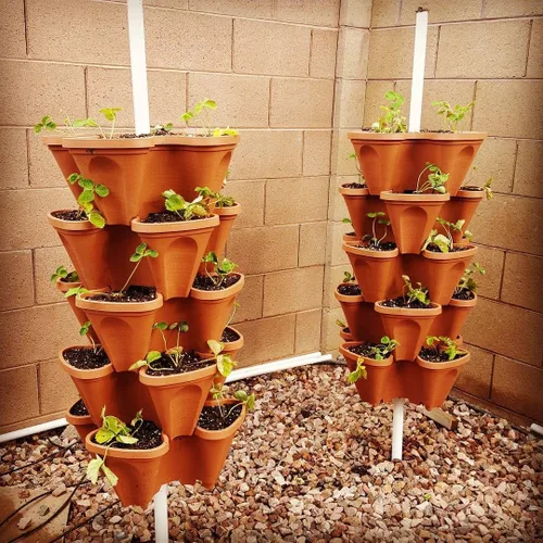 Vista 2 de Macetas apilables en vertical para jardinería, tamaño grande, de Mr. Stacky, haz crecer las plantas utilizando un espacio limitado y un mínimo
