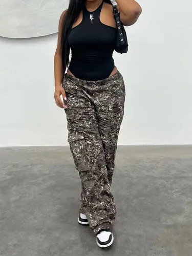 Vista 2 de Famnbro Womens Camouflage Cargo Pants Baggy Camo Print Wide Leg Trousers Army Fatigue Pants