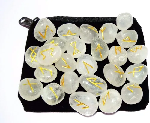 Vista 9 de WholesaleGemShop Juego de runas de ónix Aquva con bolsa de terciopelo