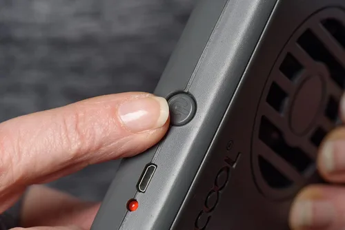 Vista 9 de O2COOL Ventilador de enfriamiento de cordón ajustable con batería USB de viaje personal para cuello portátil, (negro)