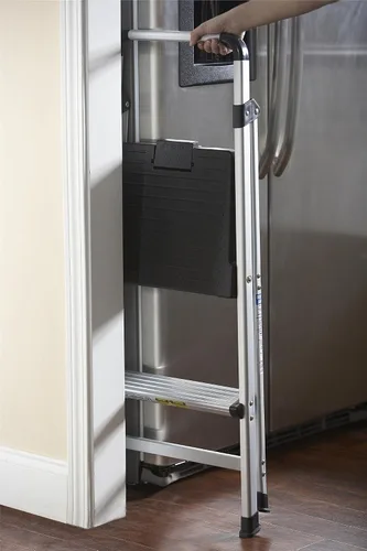 Vista 2 de COSCO 2 Step Lite Solutions Taburete de Escalón Plegable, Aluminio/Negro