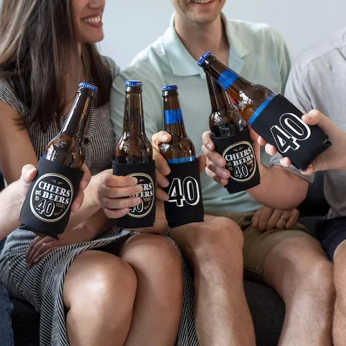Vista 5 de Prazoli - Enfriadores de latas de 40 cumpleaños (paquete de 12) – Decoraciones de feliz cumpleaños de 40 para hombres, saludos y cervezas a 40 años