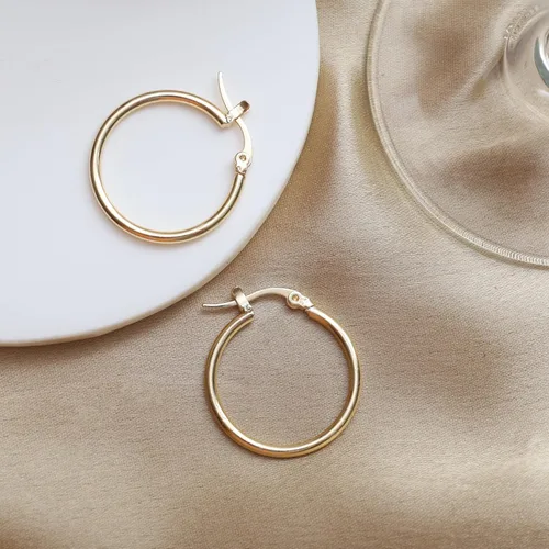 Vista 36 de Gempires - Aretes ligeros y gruesos, delicados y minimalistas, hipoalergénicos, chapados en oro, sin deslustre, diseño clásico, para uso diario