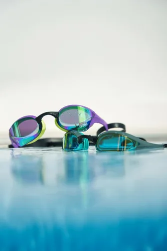 Vista 6 de ARENA Gafas de natación unisex Cobra Ultra Swipe Racing con tecnología antivaho Lente dura de policarbonato