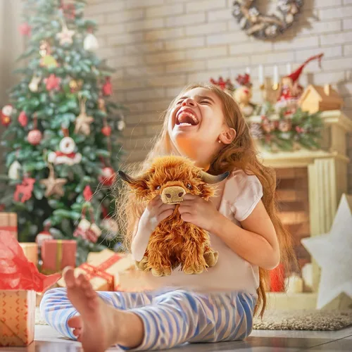 Vista 3 de Highland Cow - Animal de peluche realista de vaca escocesa, juguete de peluche suave de animales de granja, regalo para adultos, niños y niñas