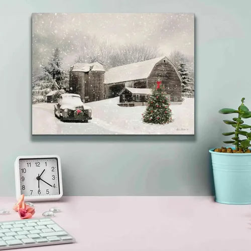 Vista 4 de Epic Graffiti 'Farmhouse Christmas' de Lori Deiter, arte de pared en lienzo, 16 x 12 pulgadas