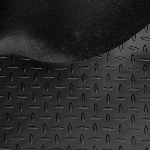 Vista 4 de 7422447148122 Compatible con 2007-2021 Toyota Tundra 5 pies 6 pulgadas (67.2") Cama de camioneta corta de goma negra con placa de diamante