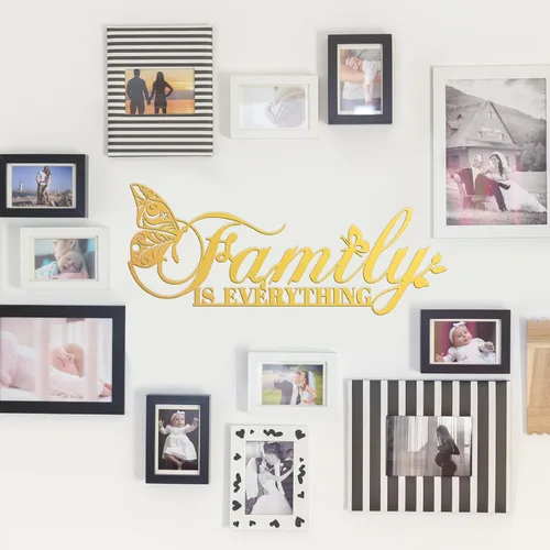 Vista 4 de Oppro Letreros Familiares Dorados de Metal Arte de Pared para Hogar, Letrero Moderno de Hierro Forjado con las Palabras "La Familia lo es Todo