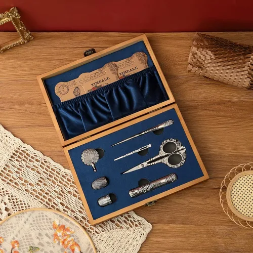 Vista 4 de Kit de tijeras de bordado vintage, regalo de Navidad para profesionales de costura, kit de costura antiguo europeo, herramientas de costura Plata