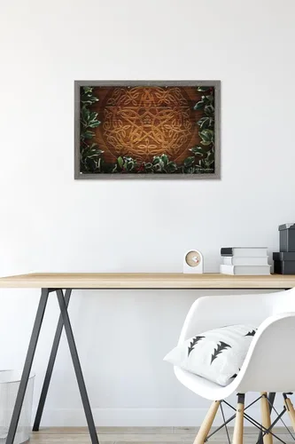 Vista 6 de Trends International Brigid Ashwood - Póster de pared con diseño de pentáculo navideño de Yule celta