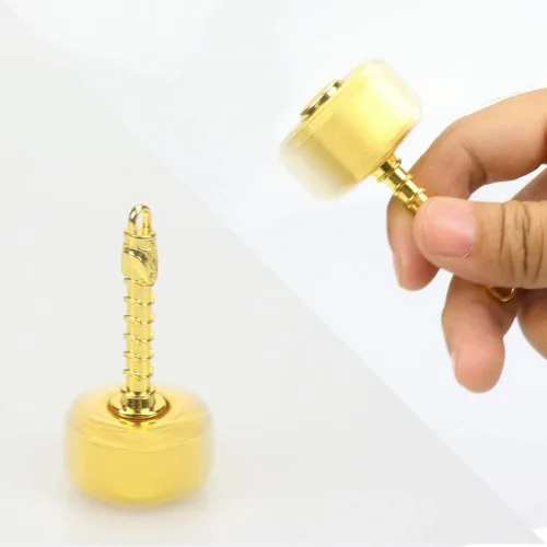 Vista 6 de Fidget Spinners de metal, martillo giratorio de mano 2 en 1, Fidgit Spinner, bloques de cubo para ansiedad para niños y adultos, juguetes para Oro