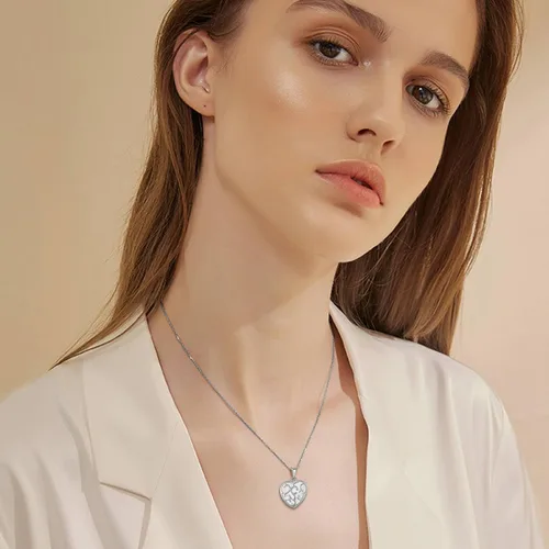 Vista 2 de SIUMAL Collares chapados en oro para mujer, collar de plata para mujer, collar de corazón delicado como regalo de cumpleaños para mujer