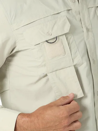 Vista 6 de ATG by Wrangler Camisa de pescador de manga larga para hombre