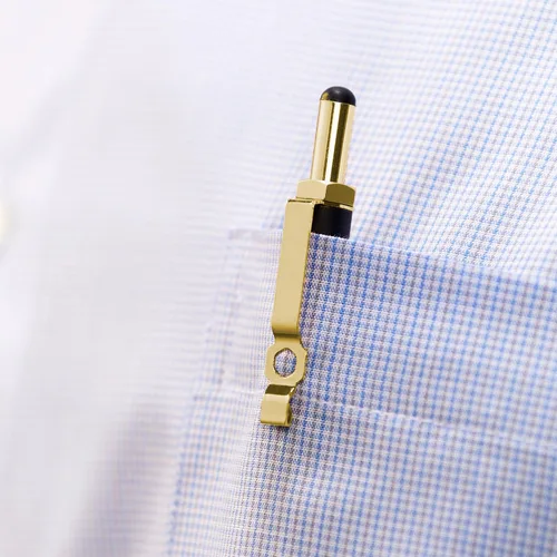 Vista 8 de Westcott 17314 Cuchillo retráctil estilo bolígrafo CarboTitanium Bonded, color dorado