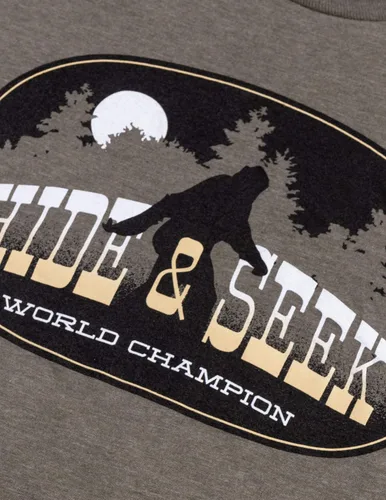 Vista 11 de Bigfoot & Sasquatch Tees: Hide & Seek Champion Squatchin Funny Saying Phrase - Camiseta para hombre