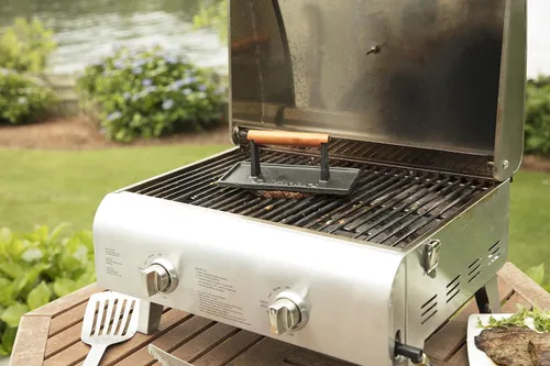 Vista 7 de Cuisinart CGS-2010 Premium Grill Set (10 piezas) y Cuisinart CGPR-221 Prensa de parrilla de hierro fundido (mango de madera), pesa 2.1 libras