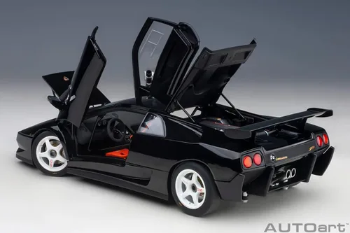Vista 5 de AUTOart 79146 - Coches de juguete Diablo SV-R, modelo 1/18, color negro profundo