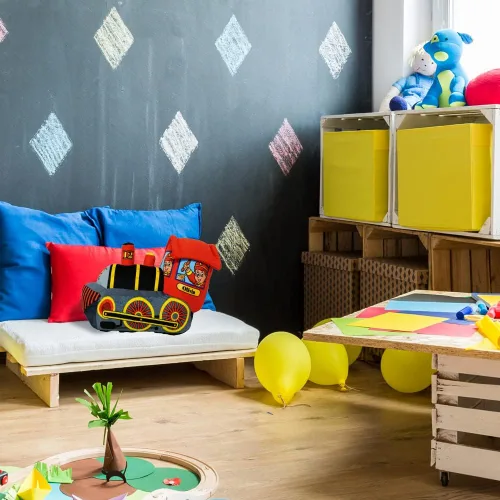 Vista 7 de ArtCreativity Tren de felpa acogedor de 11 pulgadas para niños, juguete de almohada de tren suave y tierno, bonita decoración de guardería, premio