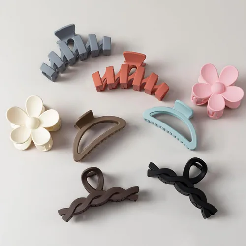 Vista 10 de Sunolga Pinzas de garra para gorras de béisbol, 4 pinzas para el cabello grandes para sombrero de camionero para mujer, pinzas antideslizantes