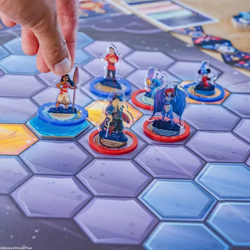 Vista 3 de USAOPOLY Disney Sorcerers Arena Epic Alliances Turning The Tide Expansion Con Davy Jones Moana y Stitch Juego de mesa familiar y estrategia