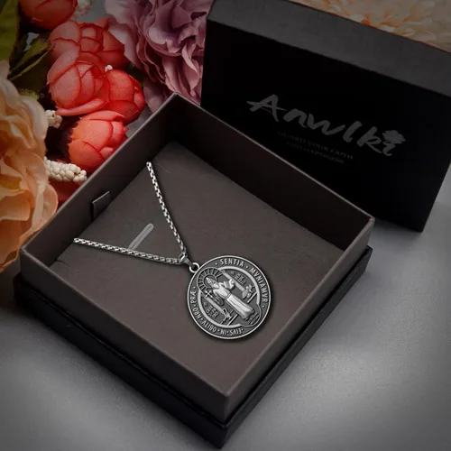 Vista 2 de Anwlki Collar de San Benito con medalla de San Benito, bendición de seguridad, religión, regalo para hombres, mujeres, familia, padres, amigos