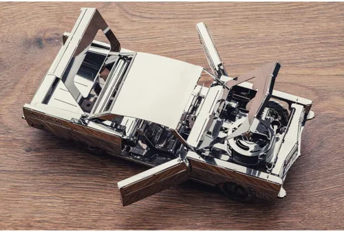 Vista 8 de Kit de modelo de coche – Kit de modelo 3D Royal Voyager – Modelo de coche retro de cuerda móvil Rompecabezas 3D para adultos – Kit de bricolaje