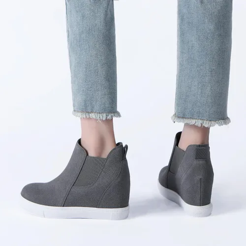 Vista 6 de Athlefit Zapatos deportivos de cuña oculta con plataforma para mujer, botas de tobillo con cuña elástica