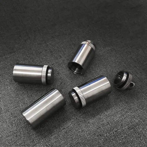 Vista 7 de Pastillero portátil multicapa impermeable, tanque de almacenamiento de equipo puro, pequeño pastillero portátil para medicina, llavero de botella