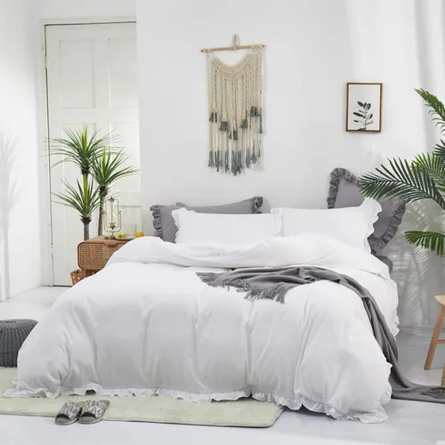 Vista 4 de CLOTHKNOW juego de edredón blanco de tamaño queen con volantes, ropa de cama de estilo granja, juegos de edredón shabby chic para todas las Volantes
