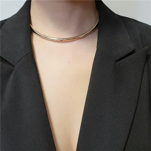 Vista 7 de Collar de aro redondo de metal chapado en oro de 14 quilates de alto pulido, collar de aro ligero para mujeres y niñas, joyería minimalista