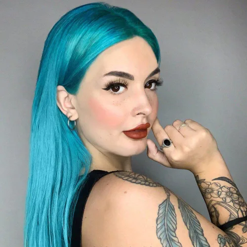 Vista 2 de MANIC PANIC Paquete de tinte para el cabello turquesa atómico con tinte para el cabello azul vudú
