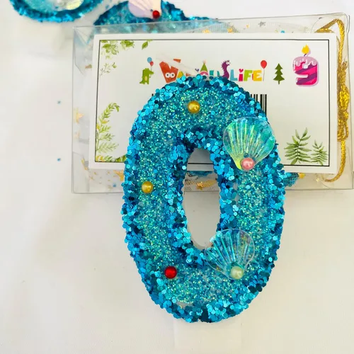 Vista 4 de Vela de número azul, velas de número con lentejuelas en forma de concha para pasteles de cumpleaños, suministros para fiestas con temática
