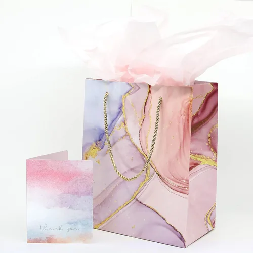 Vista 4 de Rosh Pinnah, Lujosas bolsas de regalo de mármol rosa y purpurina (4 paquetes) – Tamaño mediano 7.75 x 4.3 x 9.6 pulgadas – Con 4 papeles de seda y 4