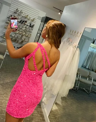Vista 4 de Loyeloy Vestidos cortos de regreso a casa de un hombro para adolescentes, vestido de fiesta ajustado con lentejuelas brillantes para mujer