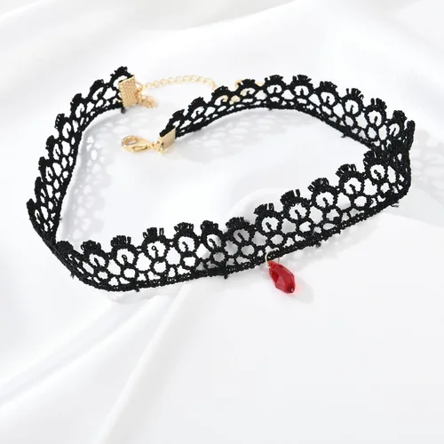 Vista 3 de Gargantilla gótica negra para mujer, gargantilla negra con diamantes de imitación rojos Lolita, gargantilla de encaje negro, joyería de fiesta