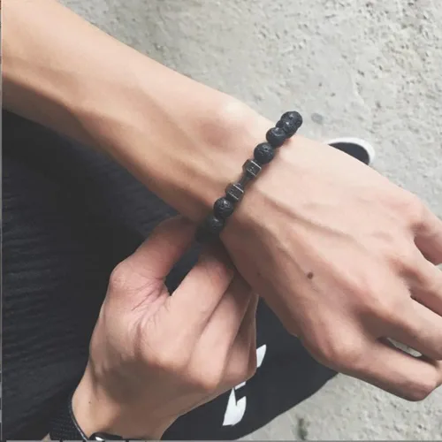 Vista 2 de Pulsera de mancuernas negras para hombre, pulsera de gimnasio con cuentas de piedra natural, pulseras de fitness con peso para hombre, regalo