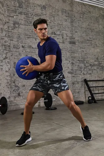 Vista 2 de COOFANDY Paquete de 2 pantalones cortos de entrenamiento de gimnasio para hombre, pantalones de malla ligeros para culturismo, entrenamiento