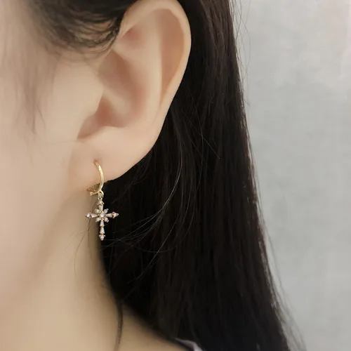 Vista 4 de Zirconia Crystal Rhinestone Cross Charms for Jewelry Making Bracelet Necklace Choke Earring Pendant Key Chain Craft Supplies DIY Accessories