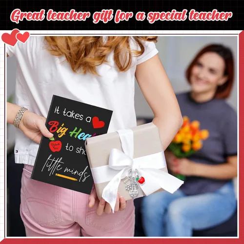 Vista 4 de Juego de regalo de agradecimiento al maestro, planificador inspirador y llavero para maestros con inicial para regalo de graduación del día